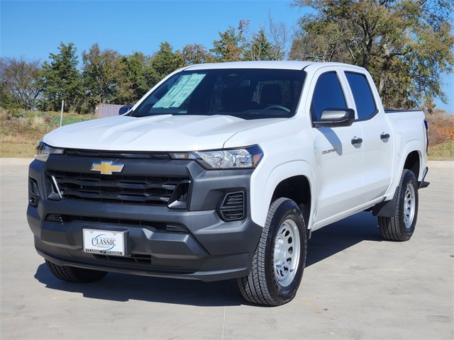 2025 Chevrolet Colorado Work Truck photo 2
