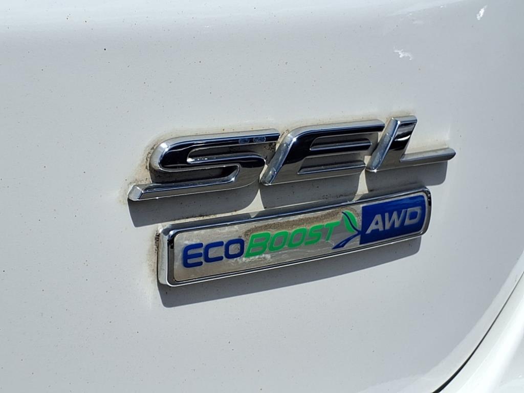 2019 Ford Edge SEL photo 11