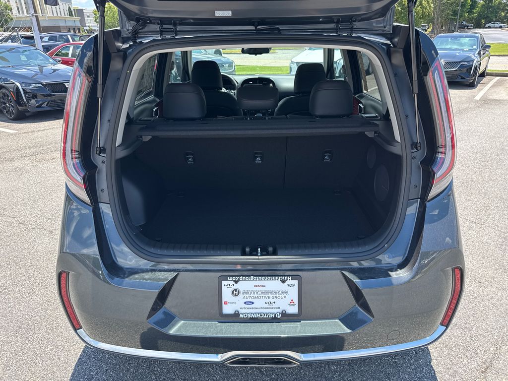 2025 Kia Soul GT-Line photo 16