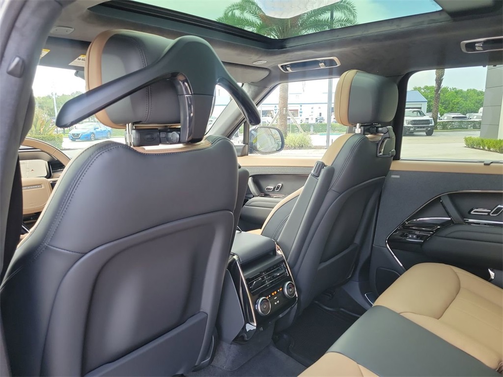 2025 Land Rover Range Rover Sport Autobiography photo 15