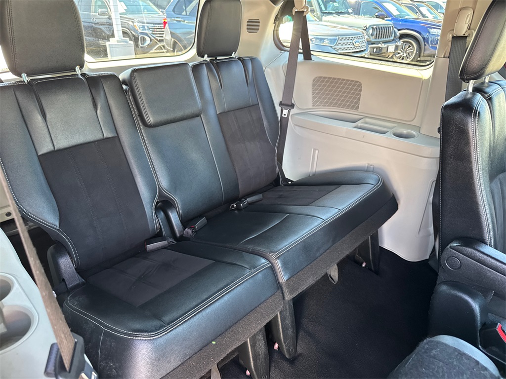 2020 Dodge Grand Caravan SXT photo 21