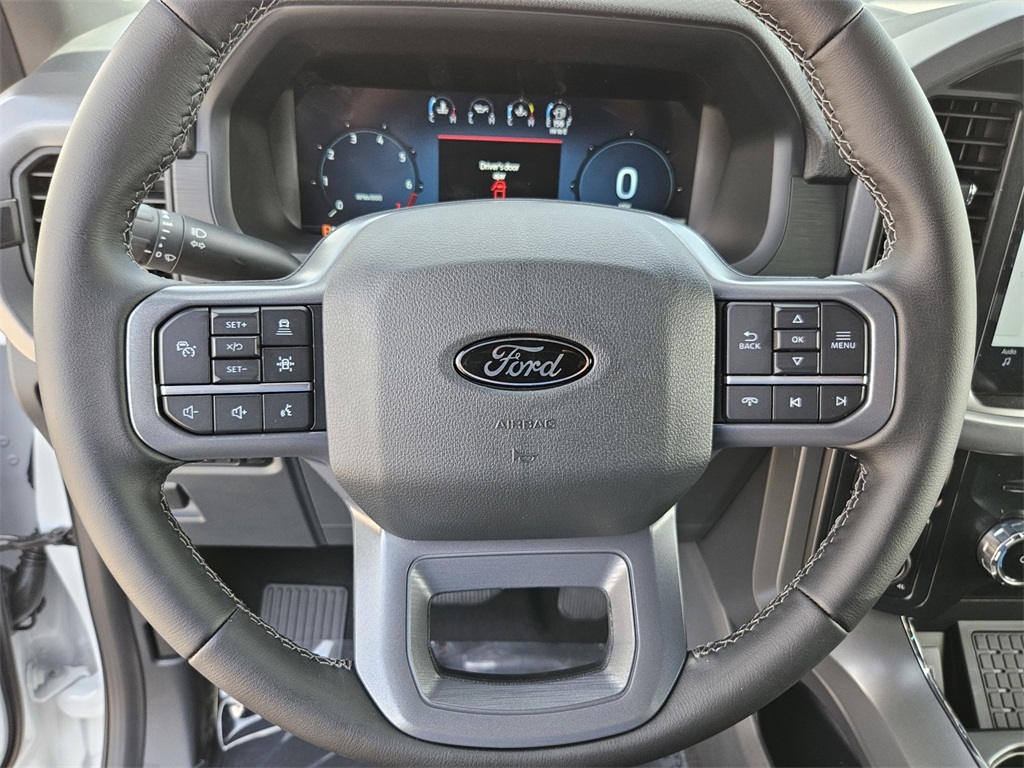 2025 Ford F-150 XLT photo 14