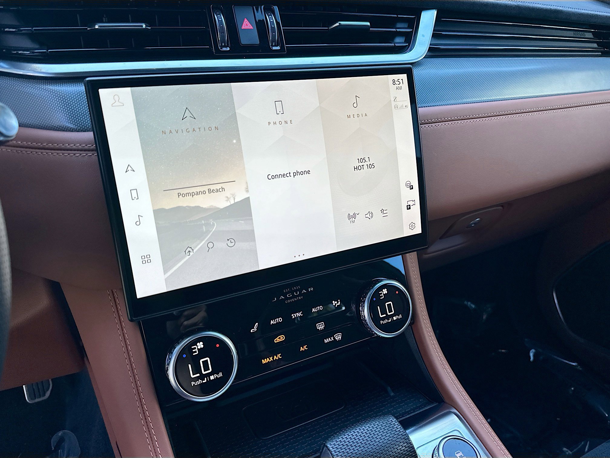 2021 Jaguar F-PACE SVR photo 13