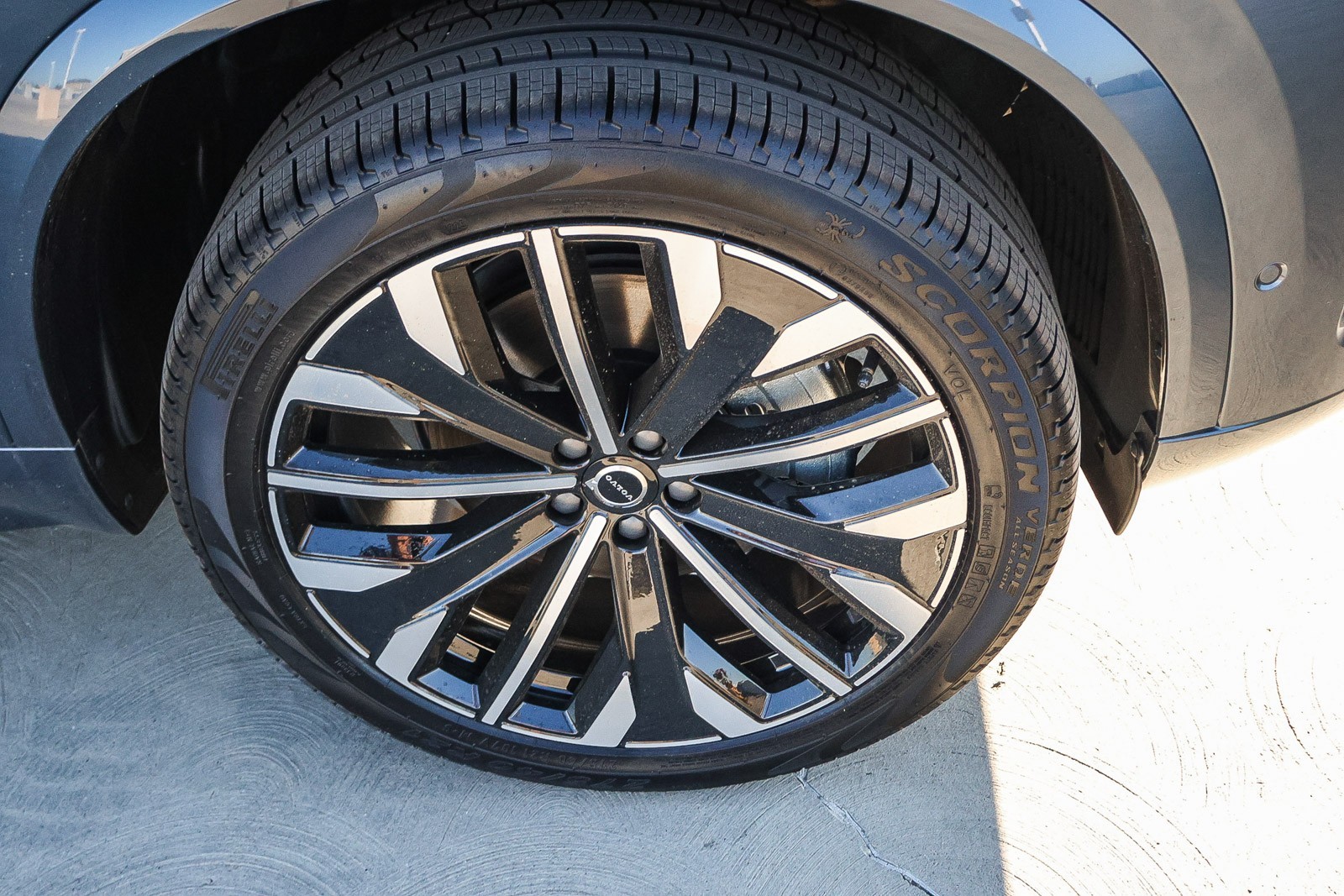 2026 Volvo XC90 AWD Plus photo 4