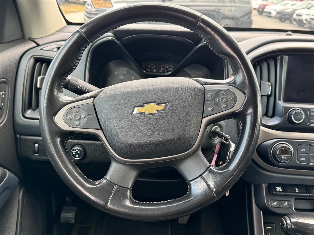 2016 Chevrolet Colorado Z71 photo 16