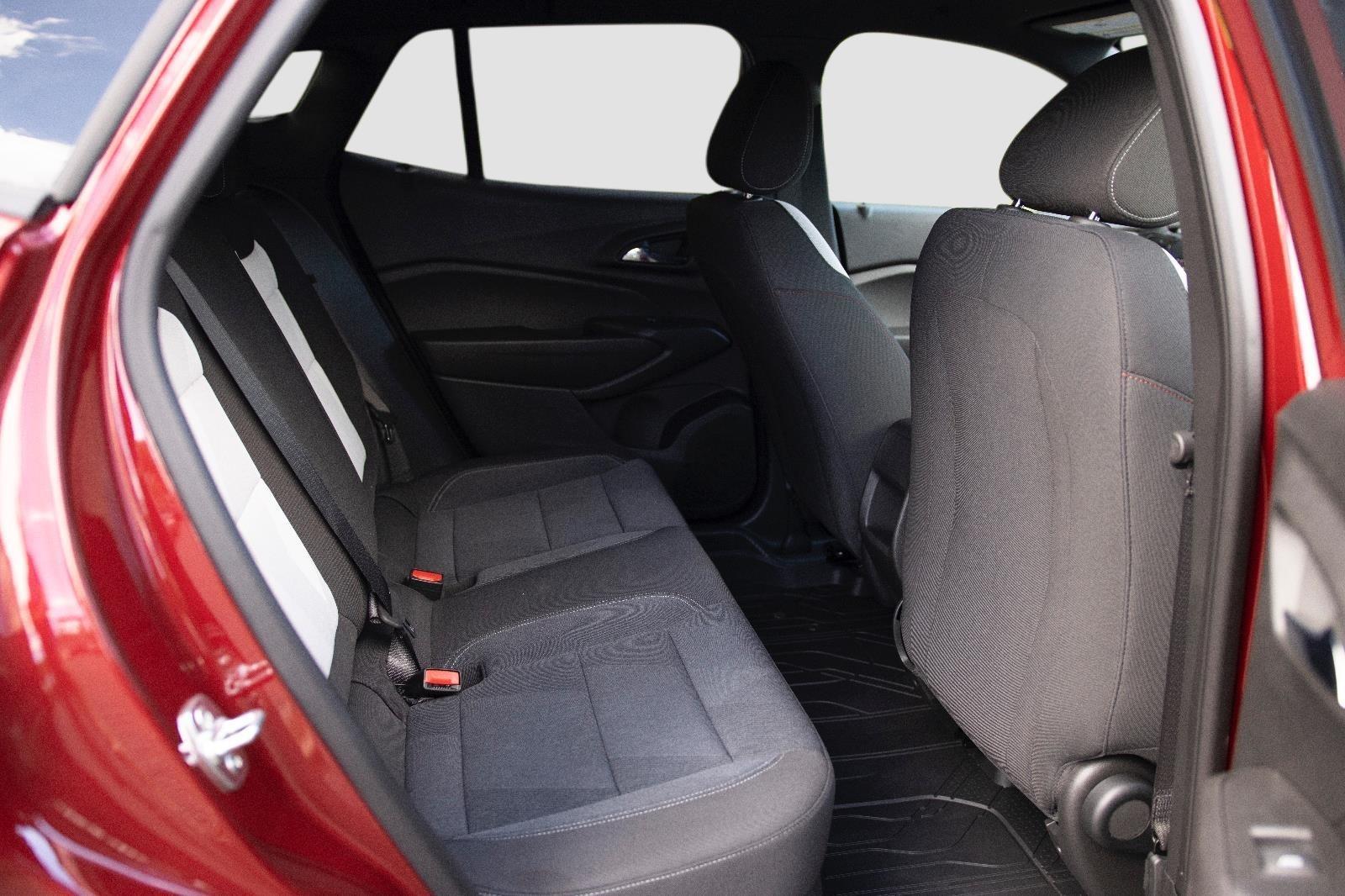 2025 Chevrolet Trax photo 17