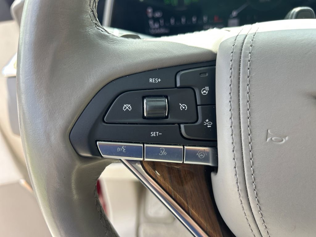 2021 Cadillac Escalade Premium Luxury Platinum photo 30