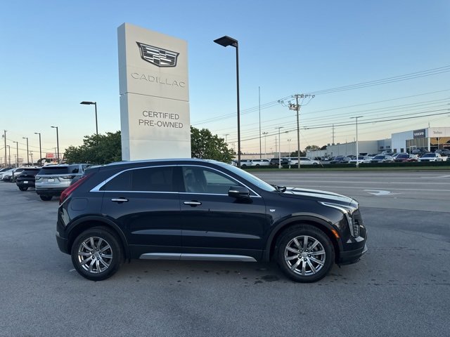 2023 Cadillac XT4 Premium Luxury photo 4
