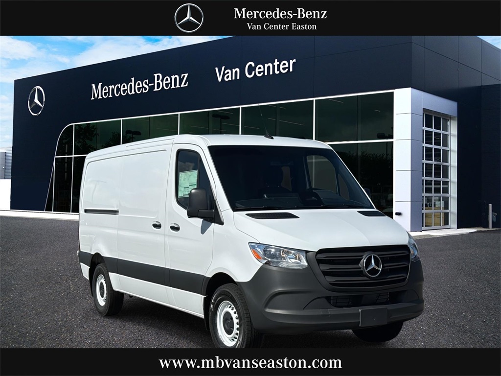 2026 Mercedes-Benz Sprinter Cargo Van Base's photo
