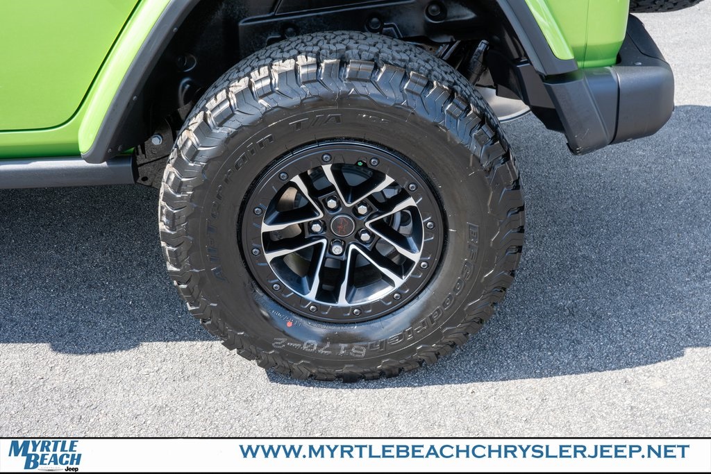 2025 Jeep Wrangler Rubicon X photo 13
