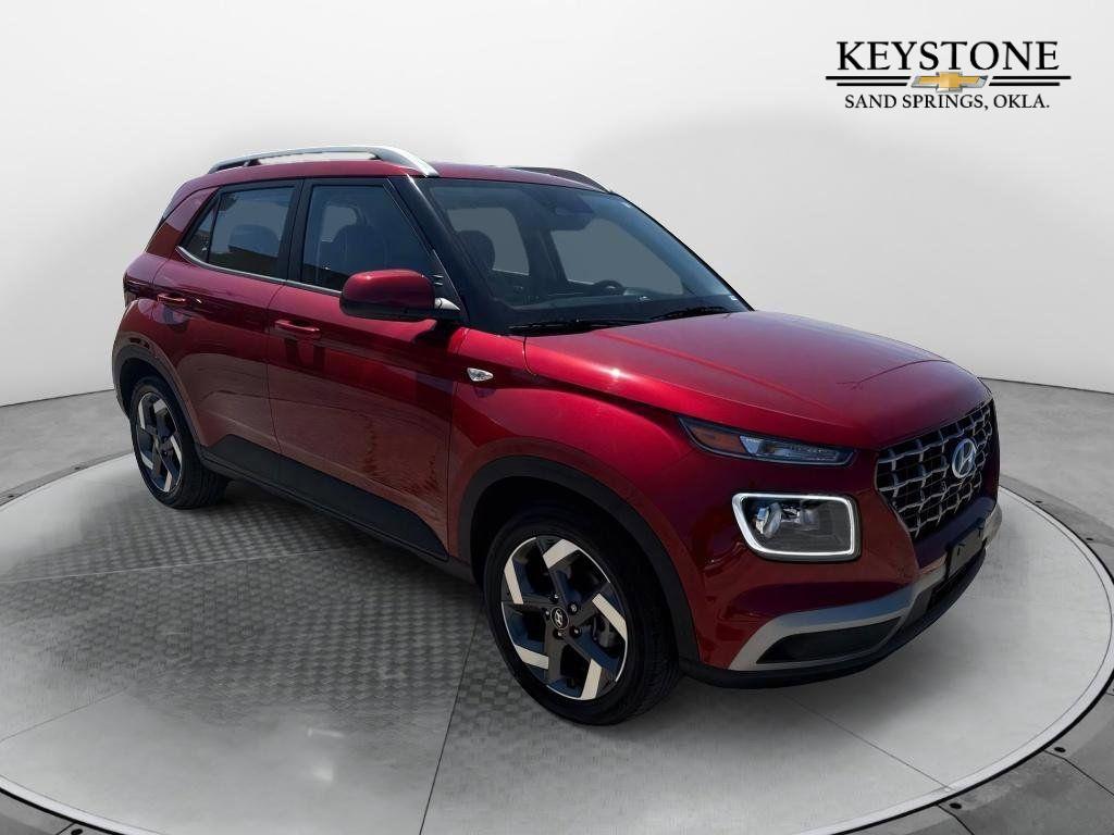 2024 Hyundai Venue Limited's photo