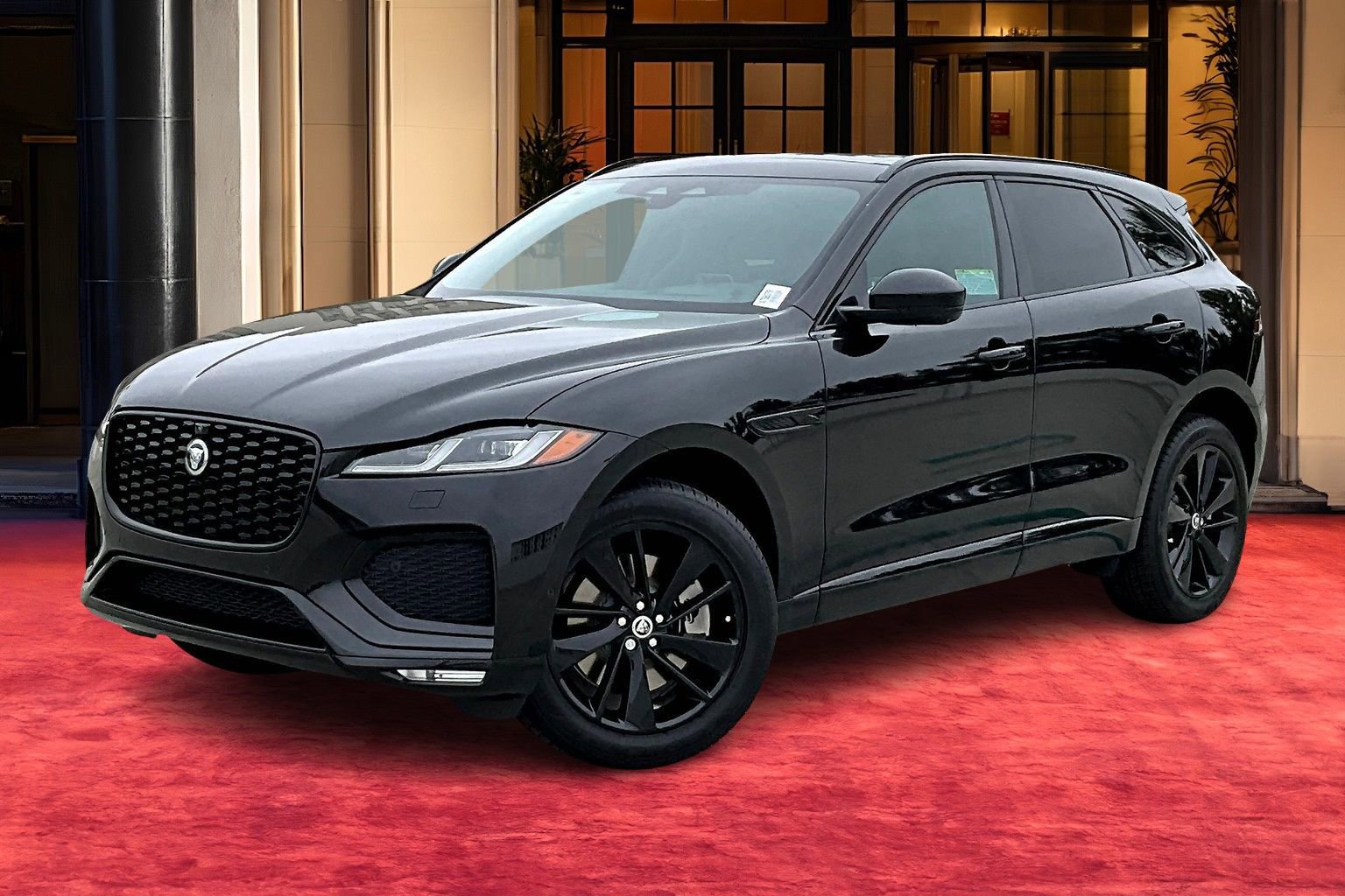 2026 Jaguar F-Pace R-Dynamic S's photo