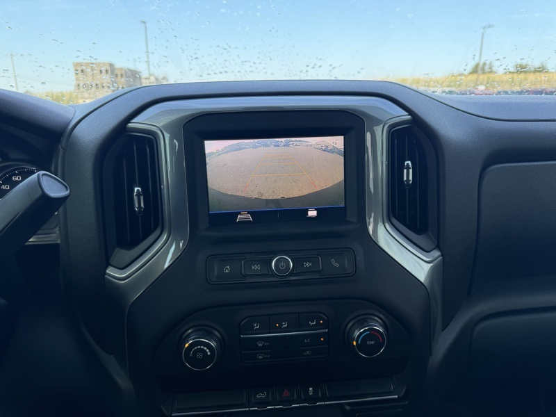 2020 Chevrolet Silverado 1500 Custom photo 12