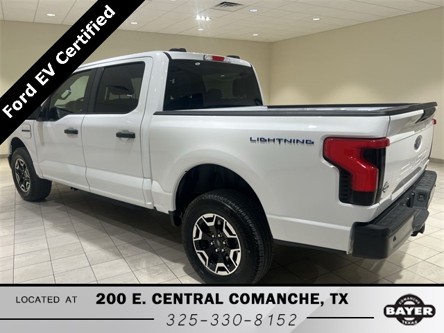 2023 Ford F-150 Lightning photo 3