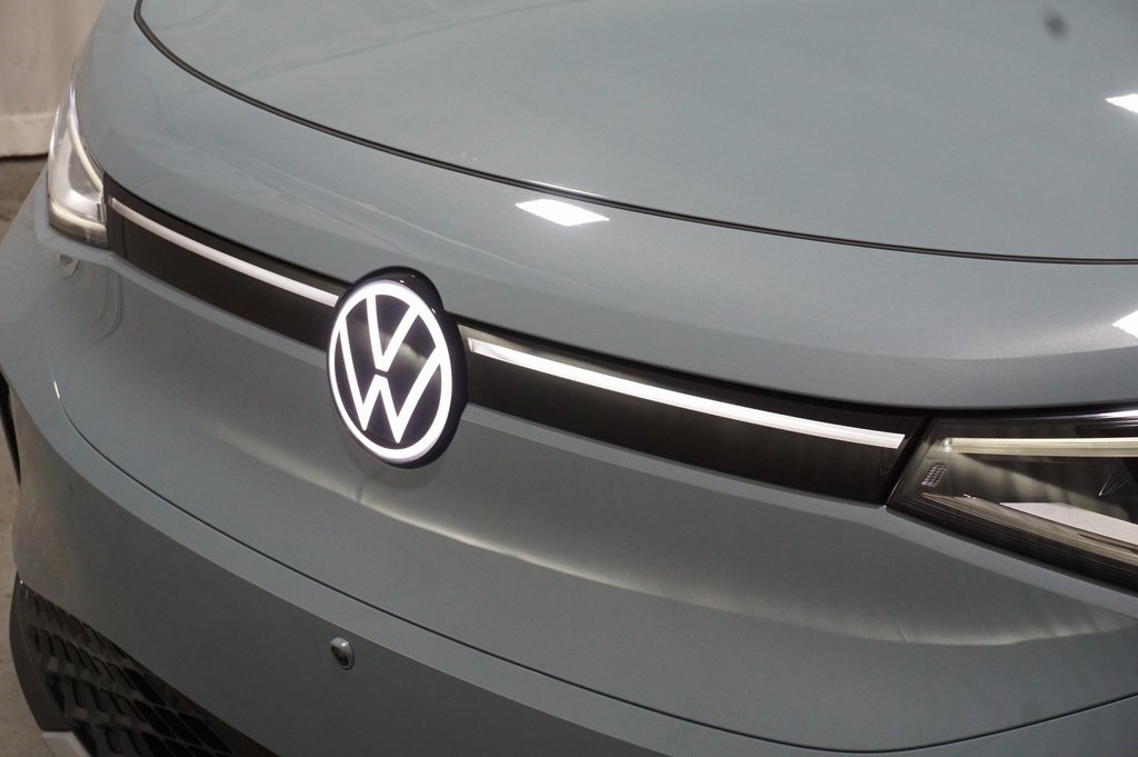 2025 Volkswagen ID.4 Pro Plus photo 35