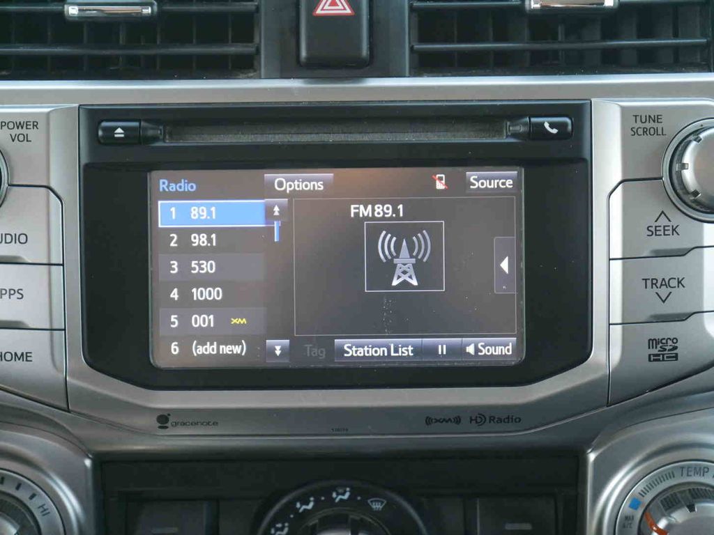 2016 Toyota 4Runner SR5 photo 4