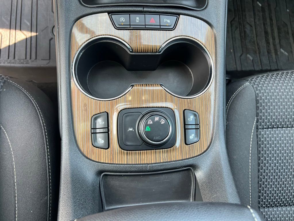 2022 Gmc Acadia SLE photo 26
