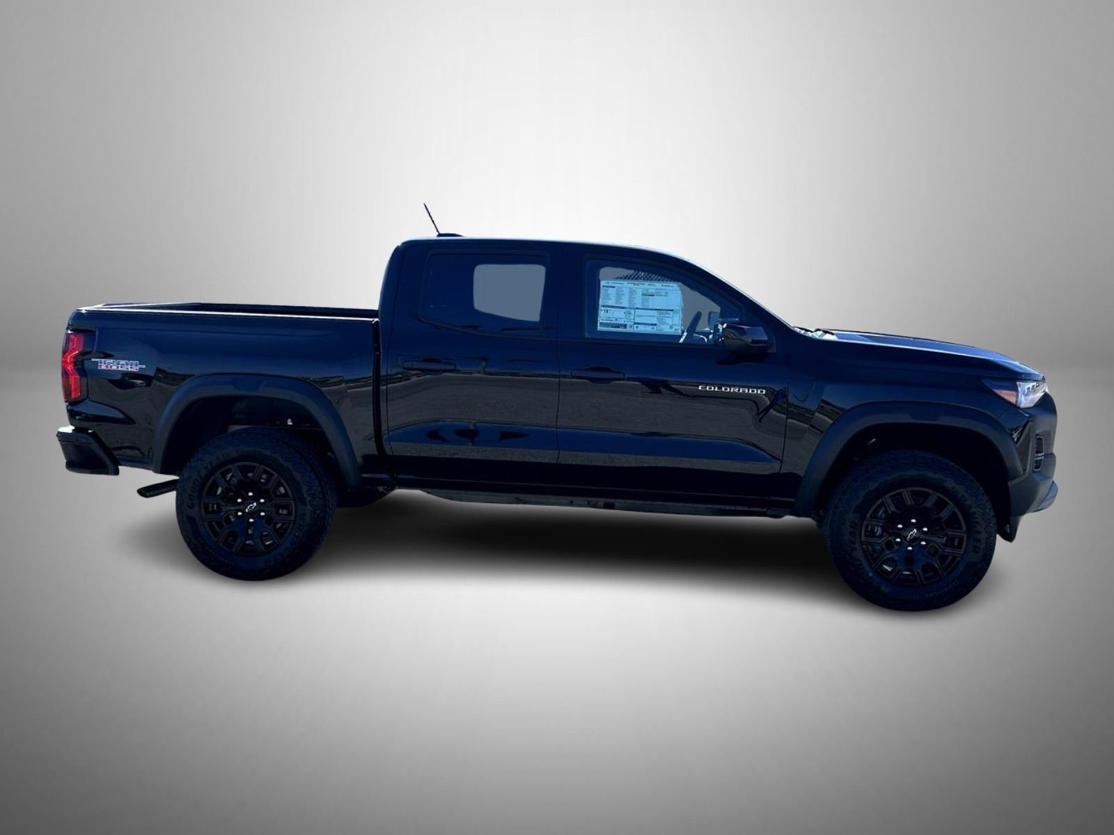 2026 Chevrolet Colorado Trail Boss photo 4