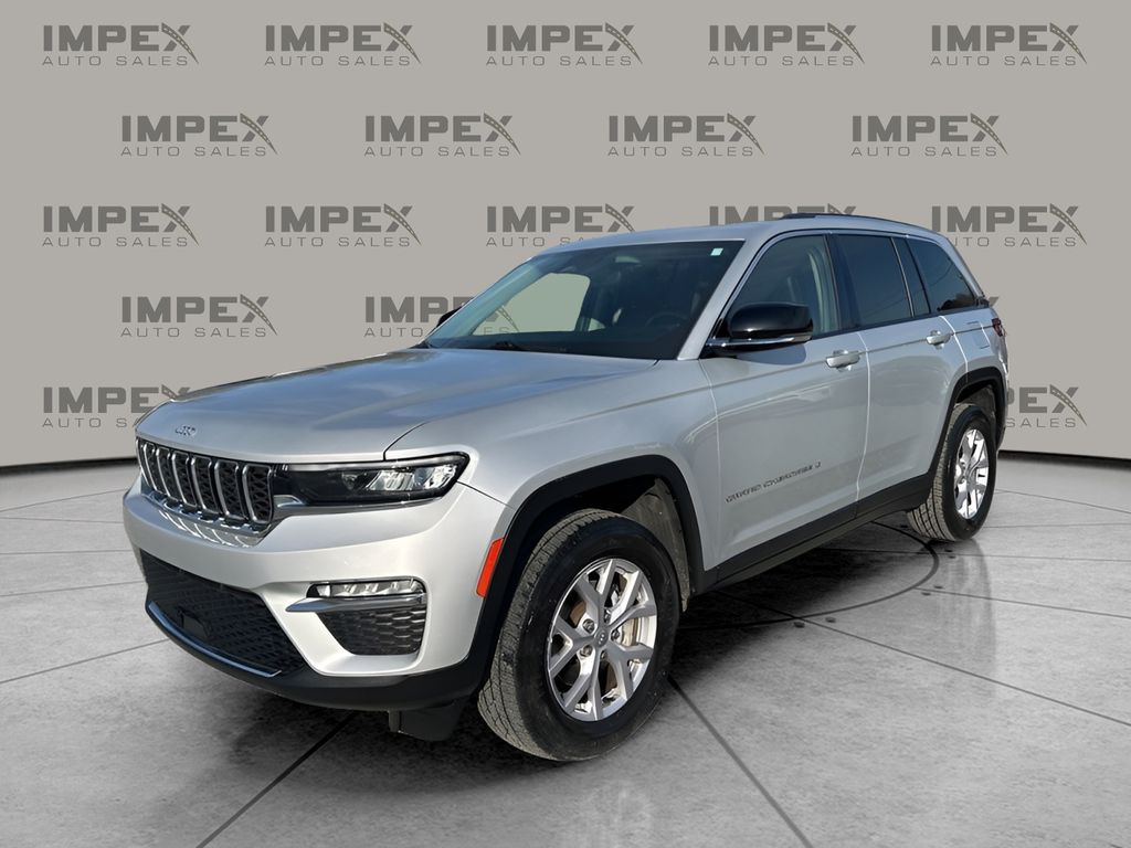 2022 Jeep Grand Cherokee Limited's photo