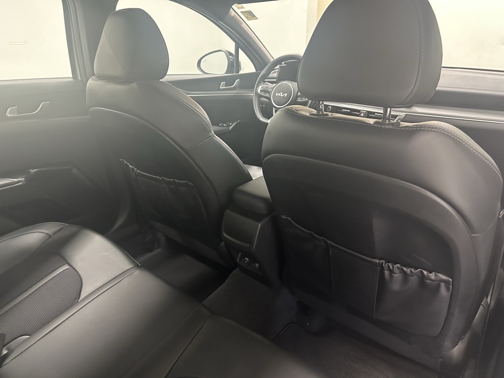 2024 Kia K5 GT-Line photo 17
