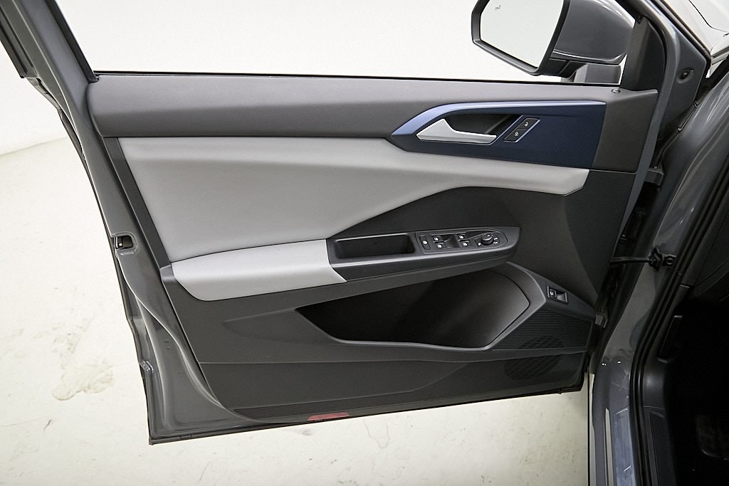 2022 VOLKSWAGEN TAOS - Image 10