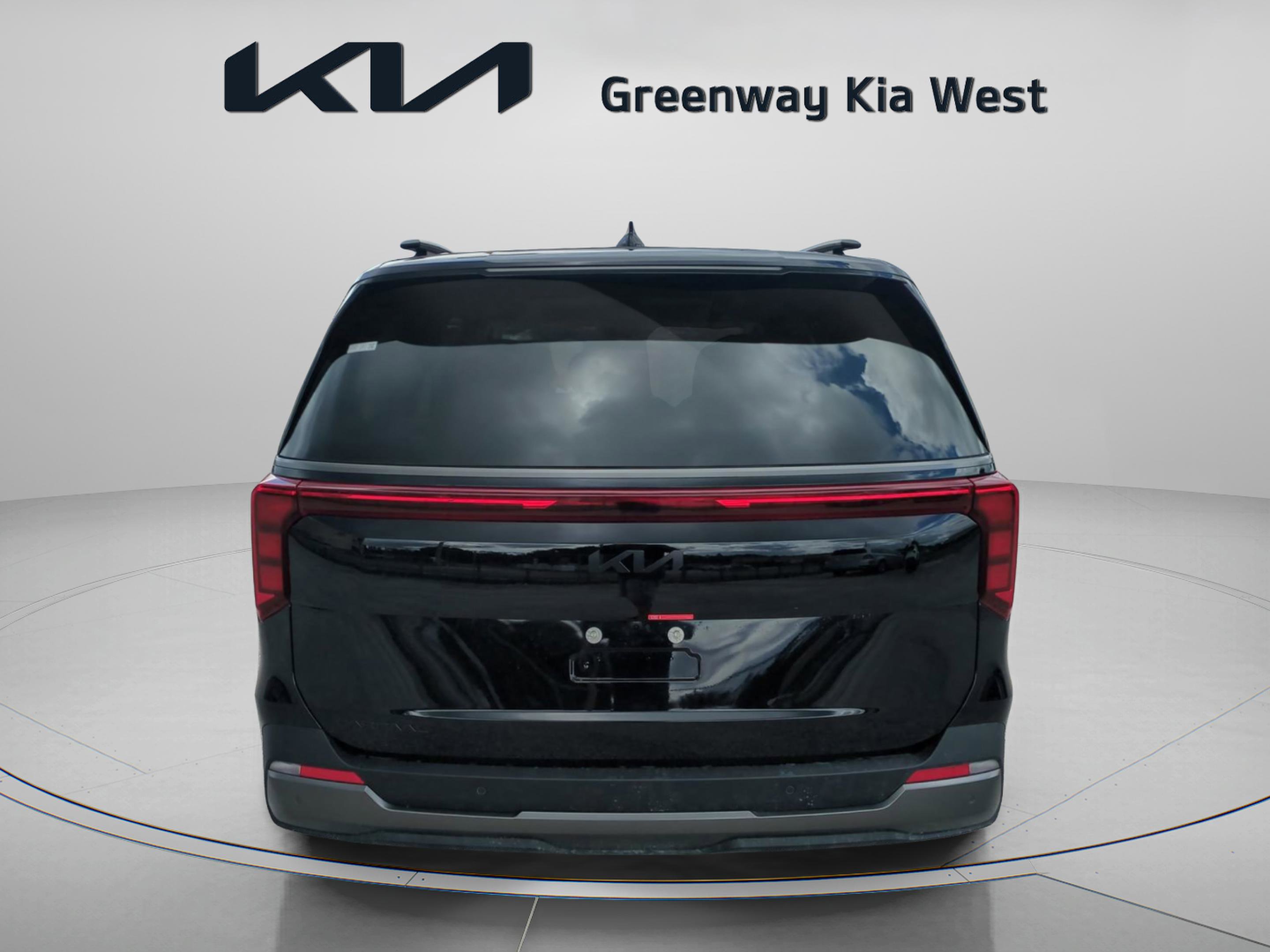 2026 Kia Carnival SX photo 3