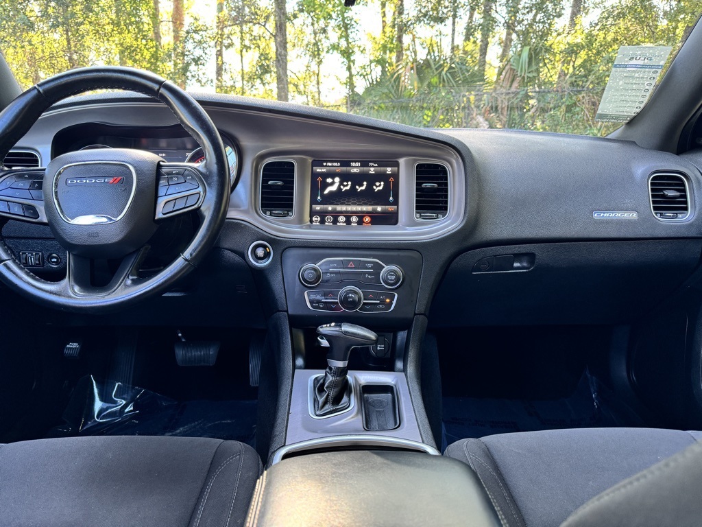 2023 Dodge Charger SXT photo 12