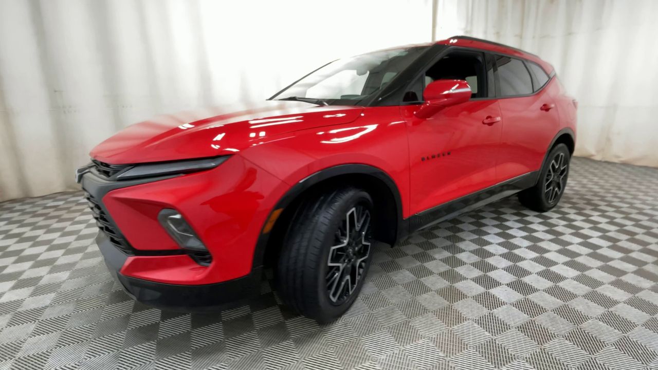 2023 Chevrolet Blazer RS photo 4