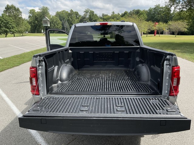 2023 Ford F-150 XL photo 12