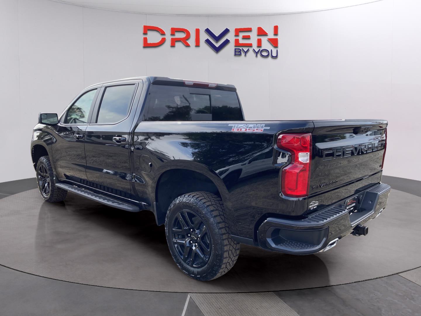 2026 Chevrolet Silverado 1500 LT Trail Boss photo 2