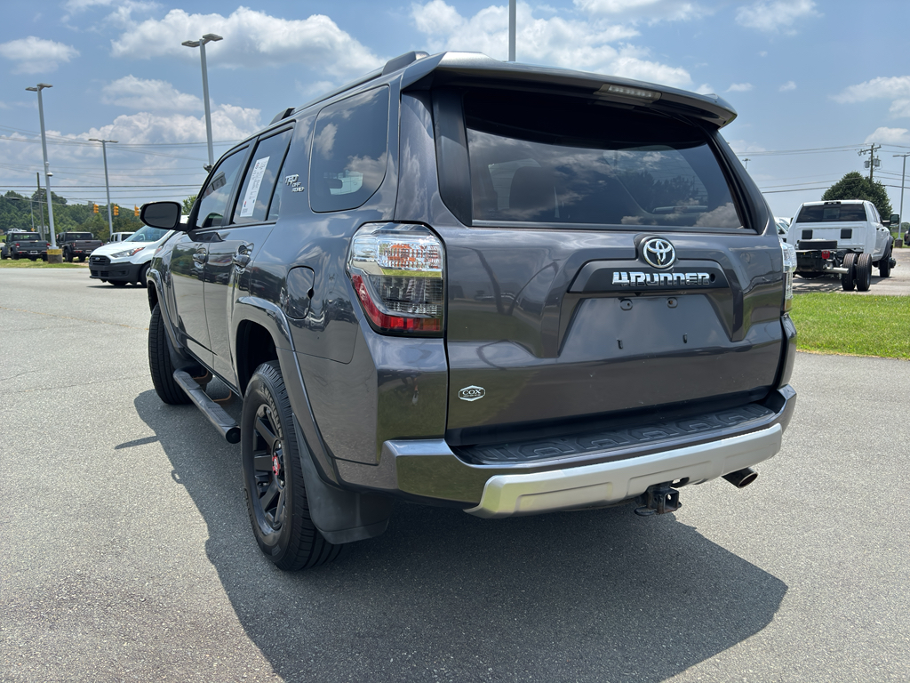 2018 Toyota 4Runner TRD photo 4