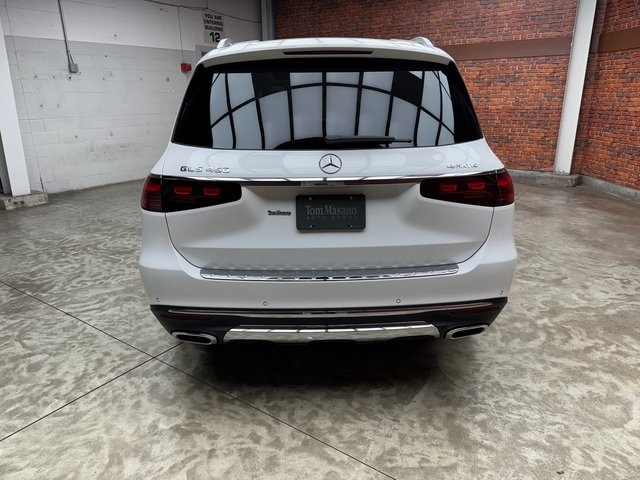 2026 Mercedes Benz GLS 450 4MATIC photo 3