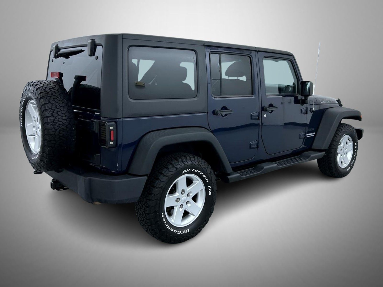 2013 Jeep Wrangler Unlimited Sport photo 5