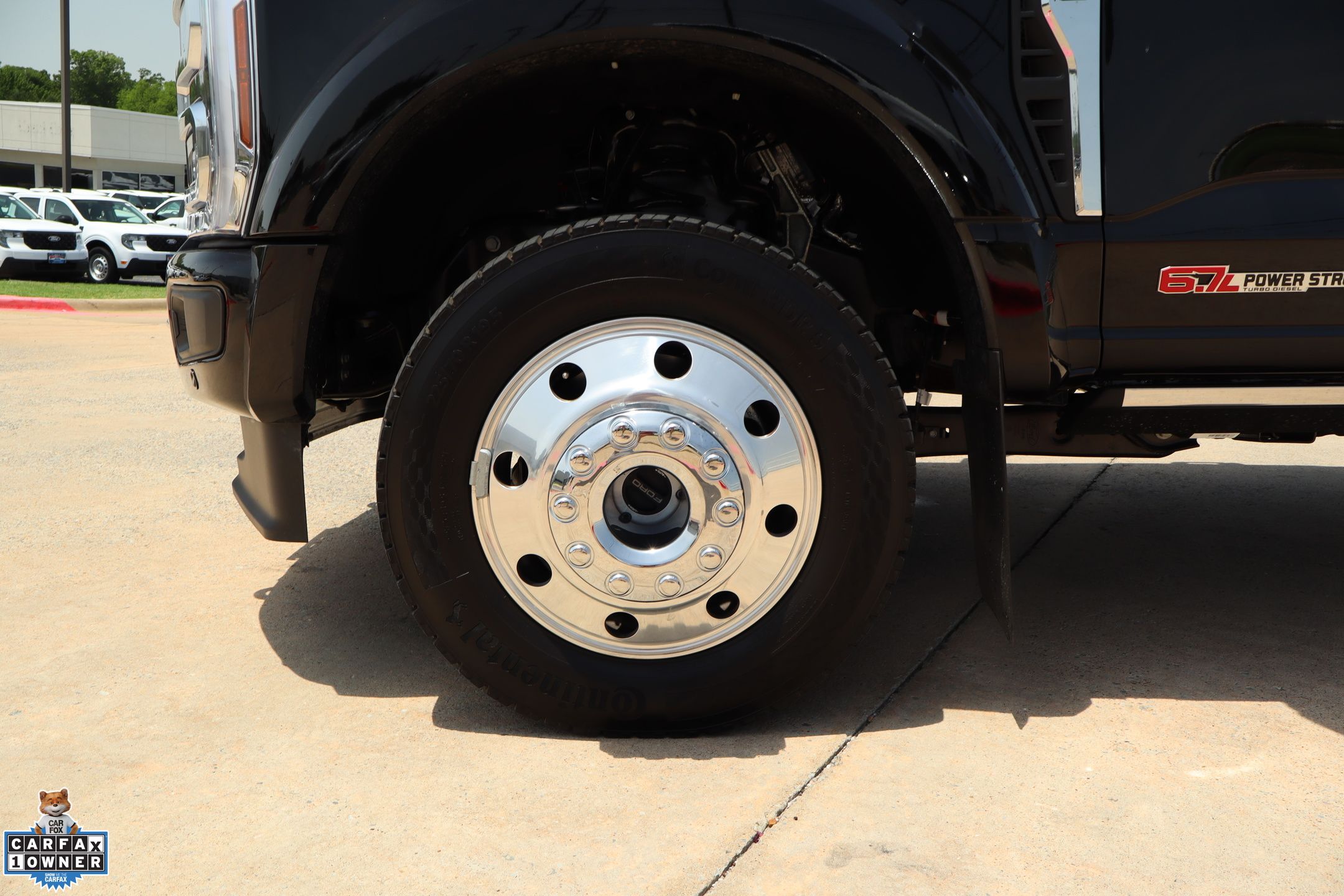2025 Ford F-450 photo 9