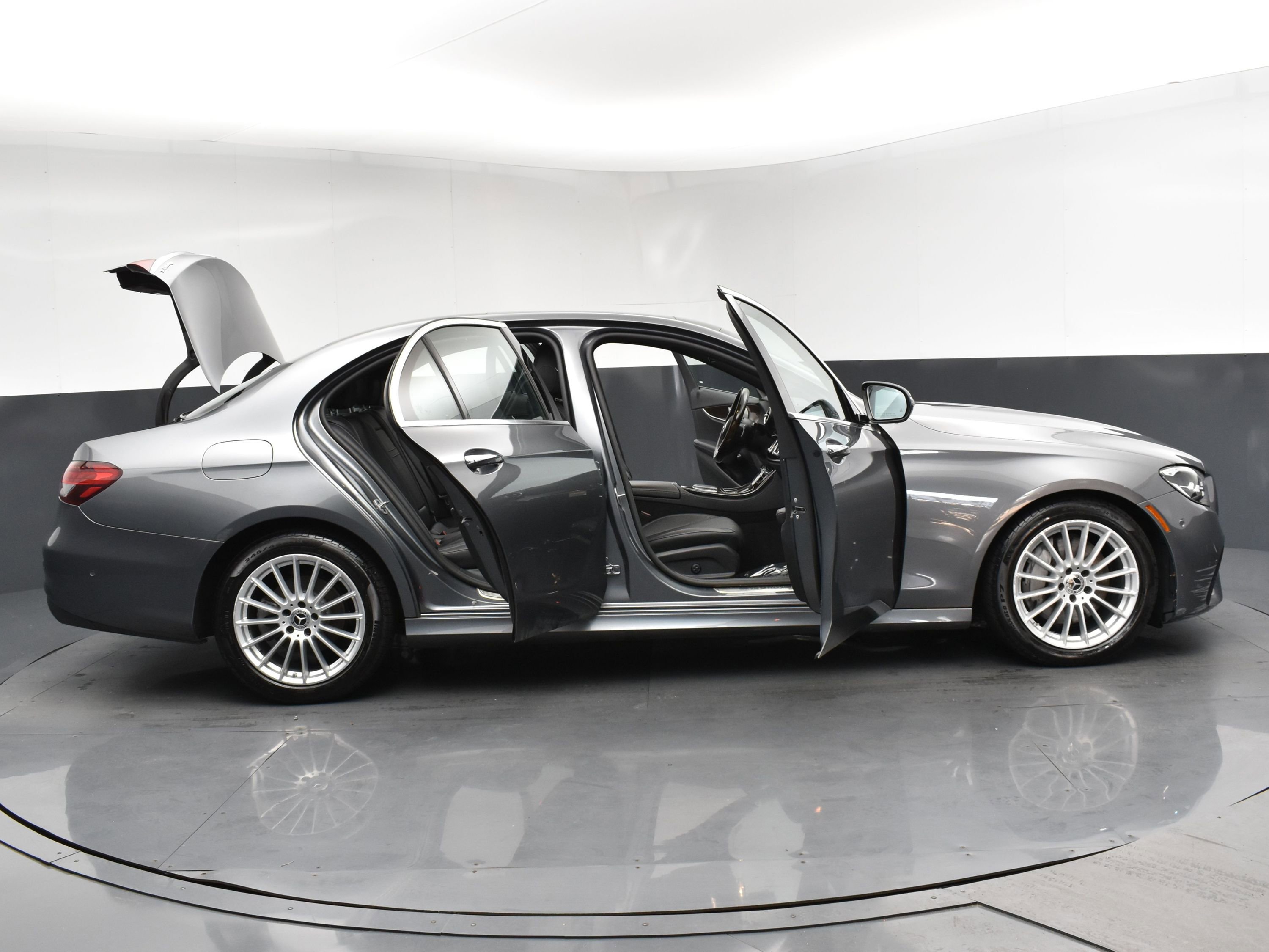 2022 Mercedes Benz E 350 4MATIC Sedan photo 23
