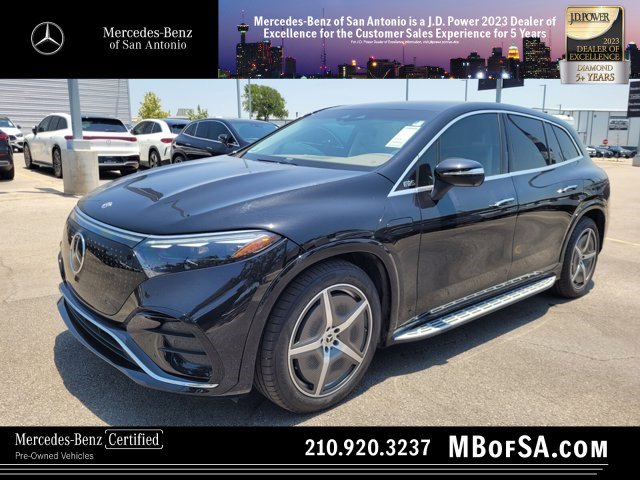 2023 Mercedes-Benz EQS SUV Base's photo