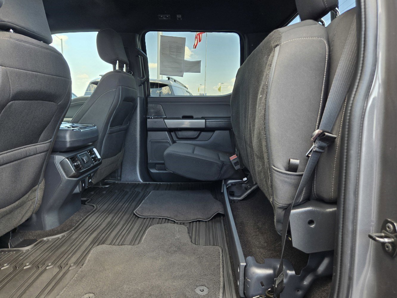 2022 Ford F-150 XLT photo 25