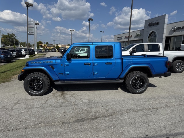 2025 Jeep Gladiator Sport photo 8