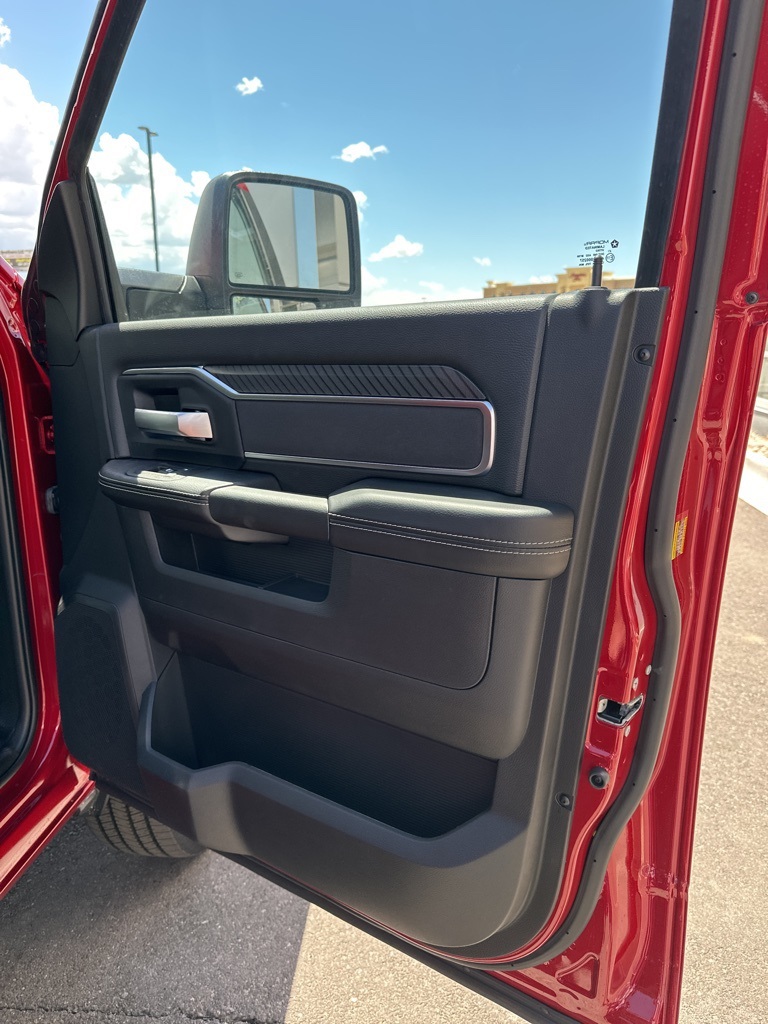 2025 Ram 2500 Big Horn photo 39
