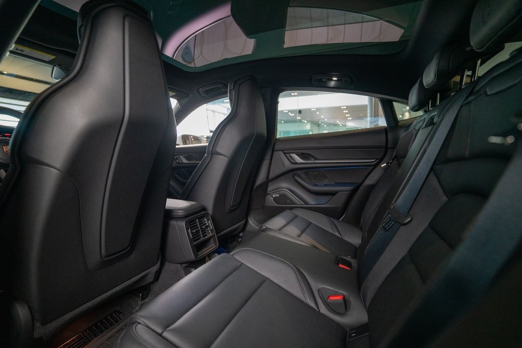 2025 Porsche Taycan S photo 38