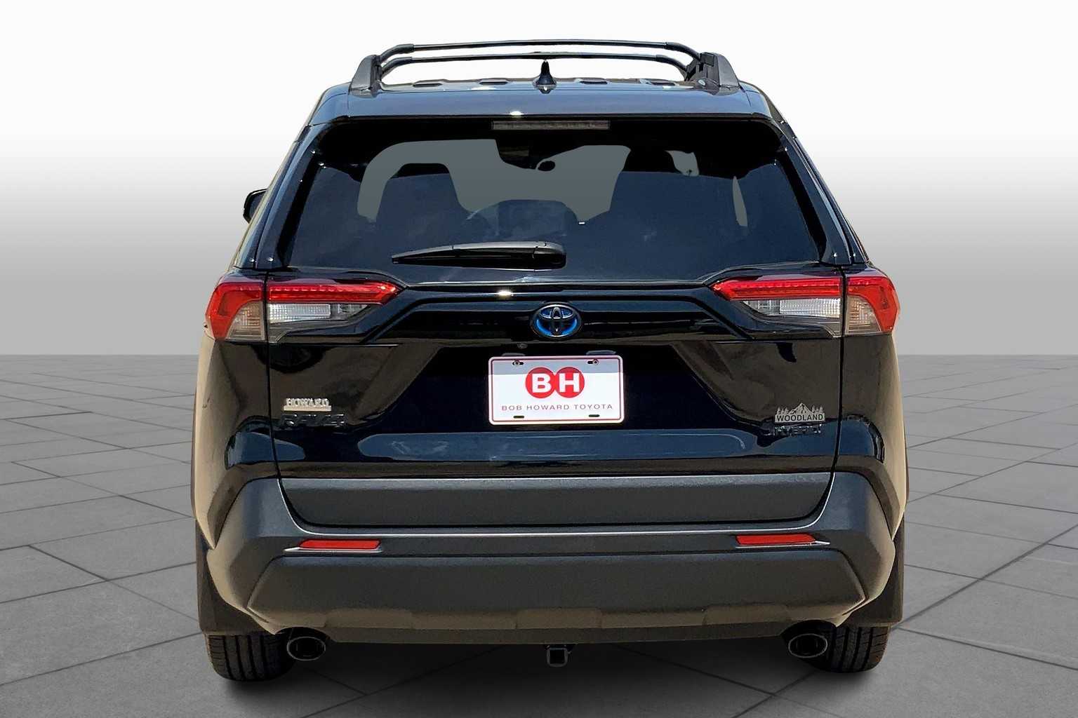 2024 Toyota RAV4 Hybrid photo 4