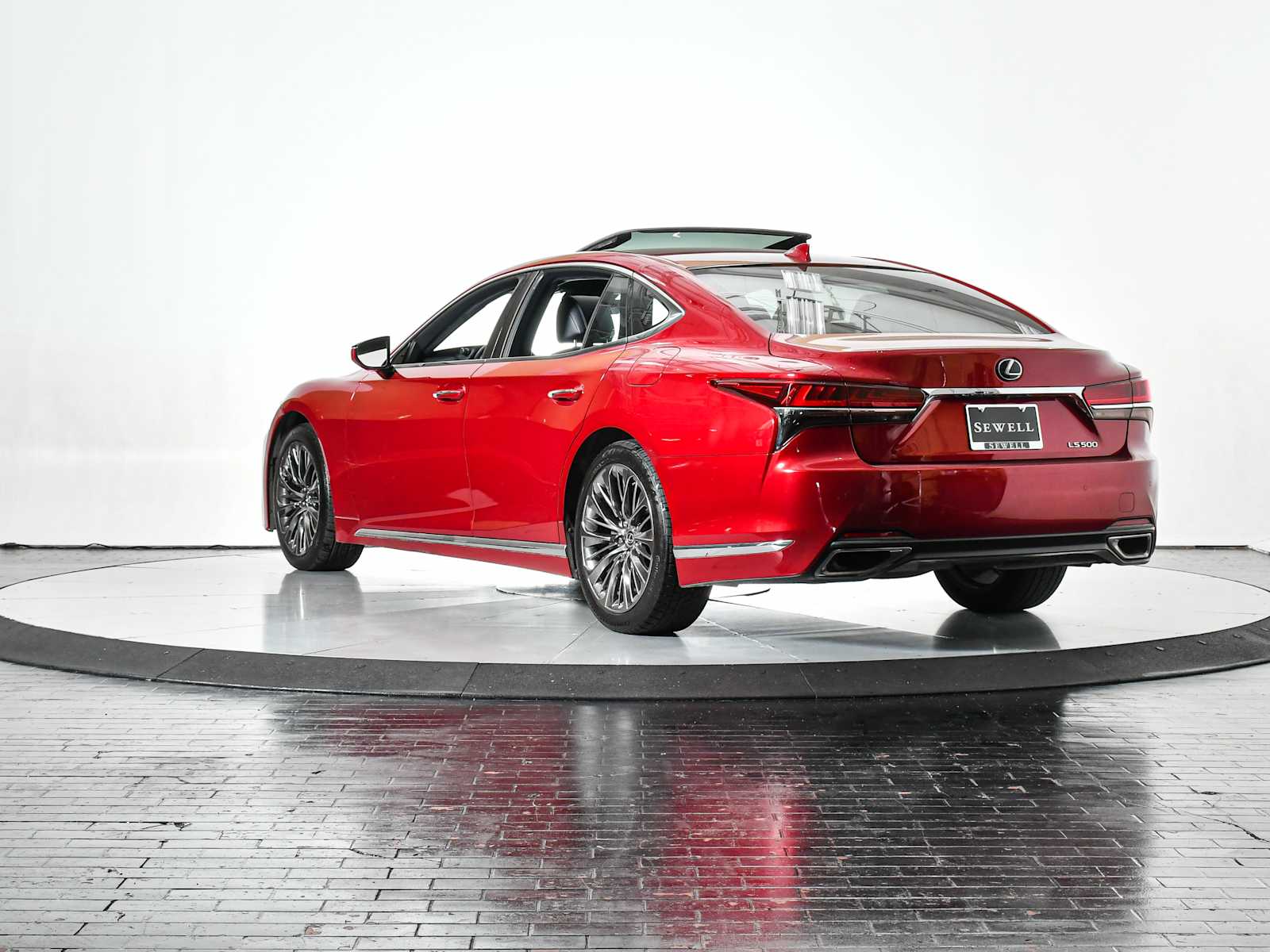 2019 Lexus LS 500 photo 3