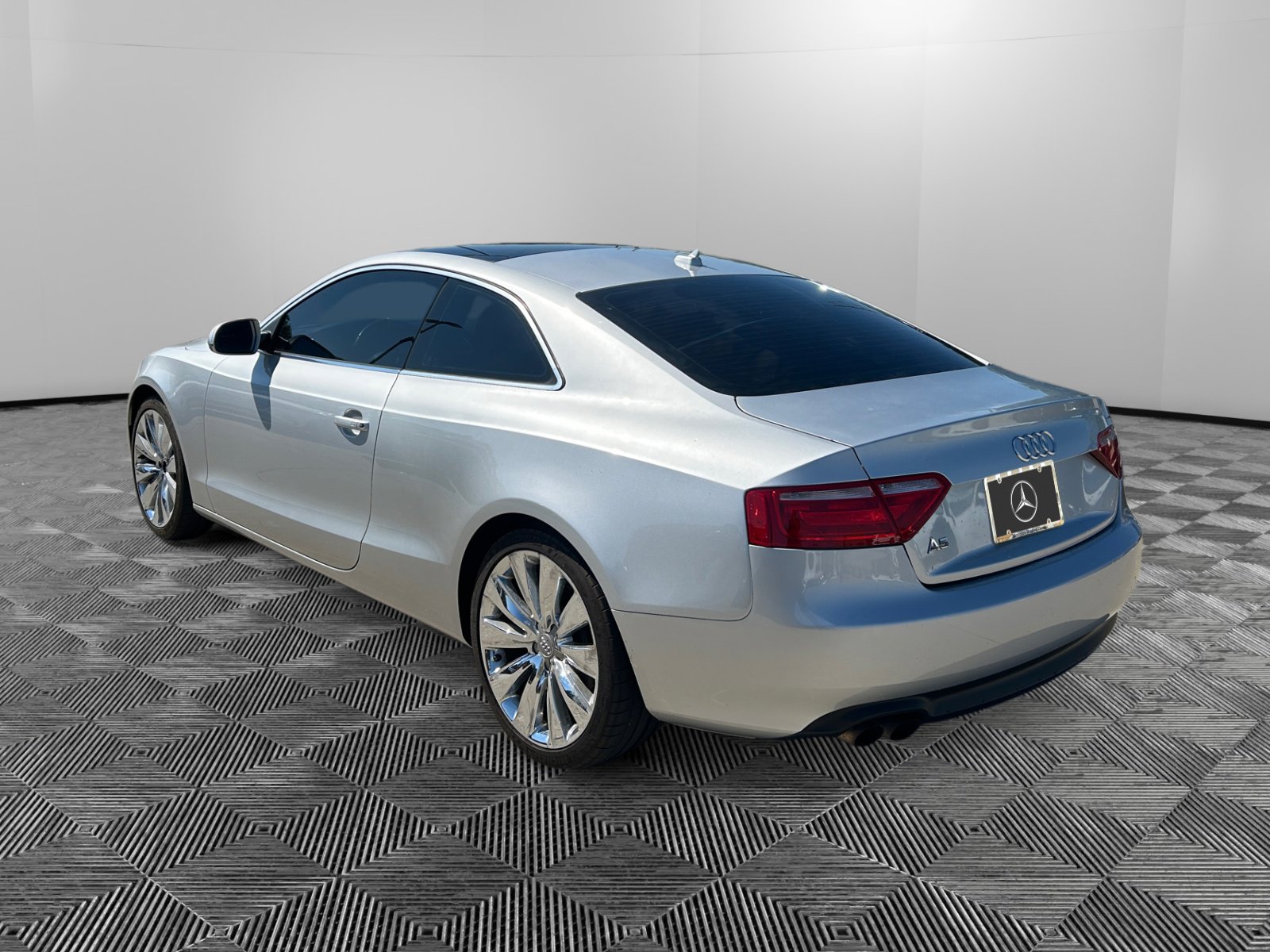 2011 Audi A5 2.0T Premium photo 3