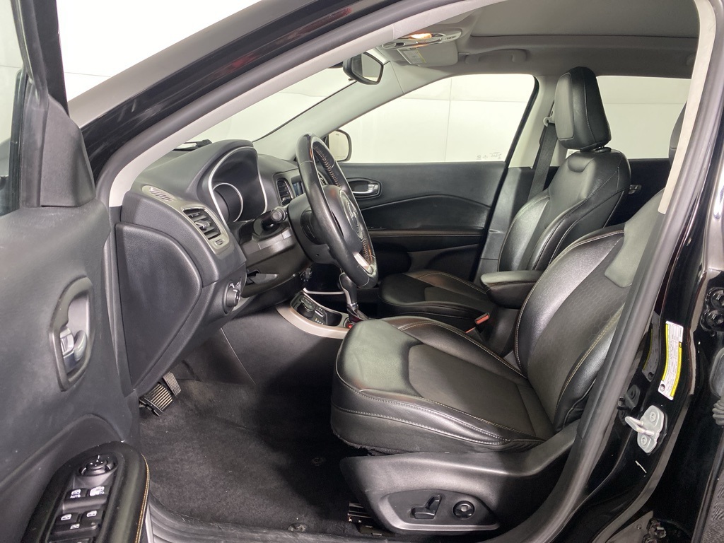 2019 Jeep Compass Latitude photo 11