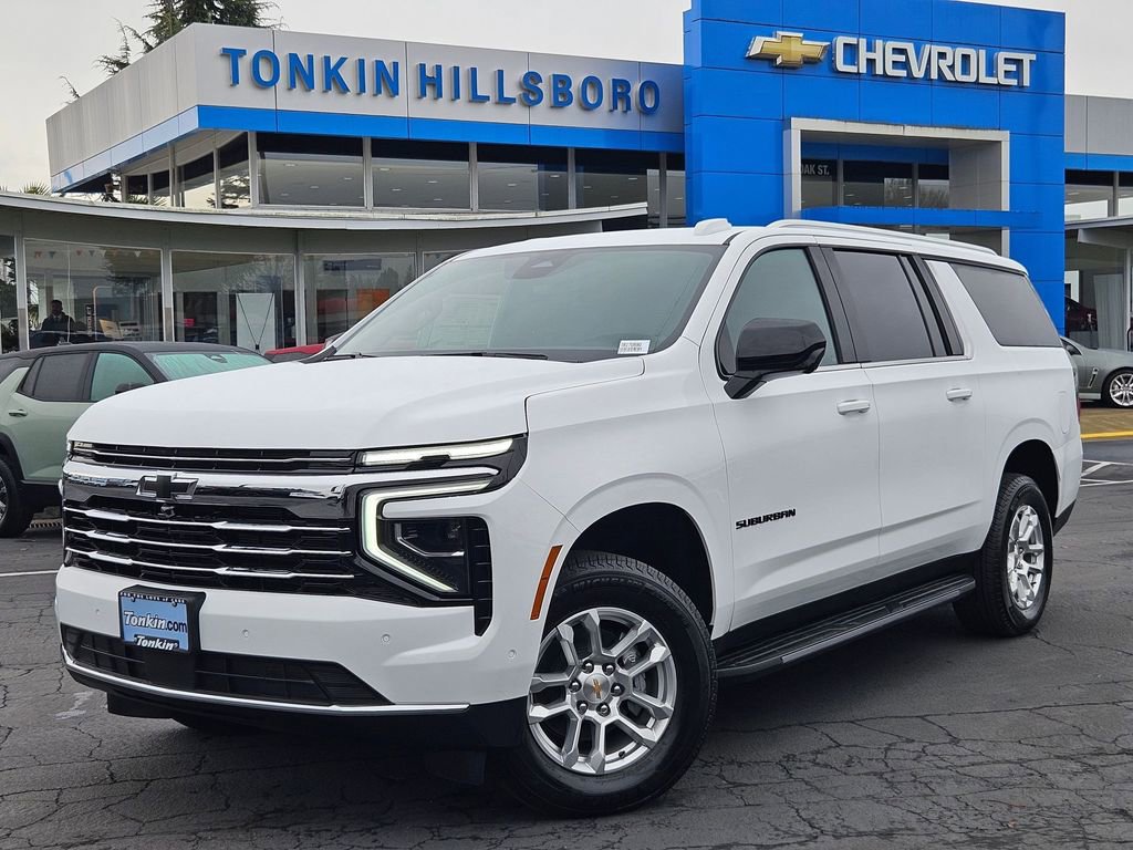 2026 Chevrolet Suburban LT photo 2