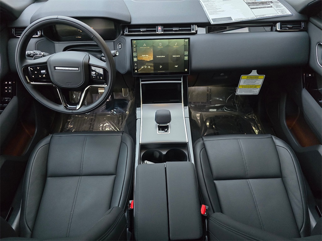 2025 Land Rover Range Rover Velar SE photo 4