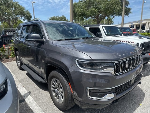 2023 Jeep Wagoneer Base photo 3