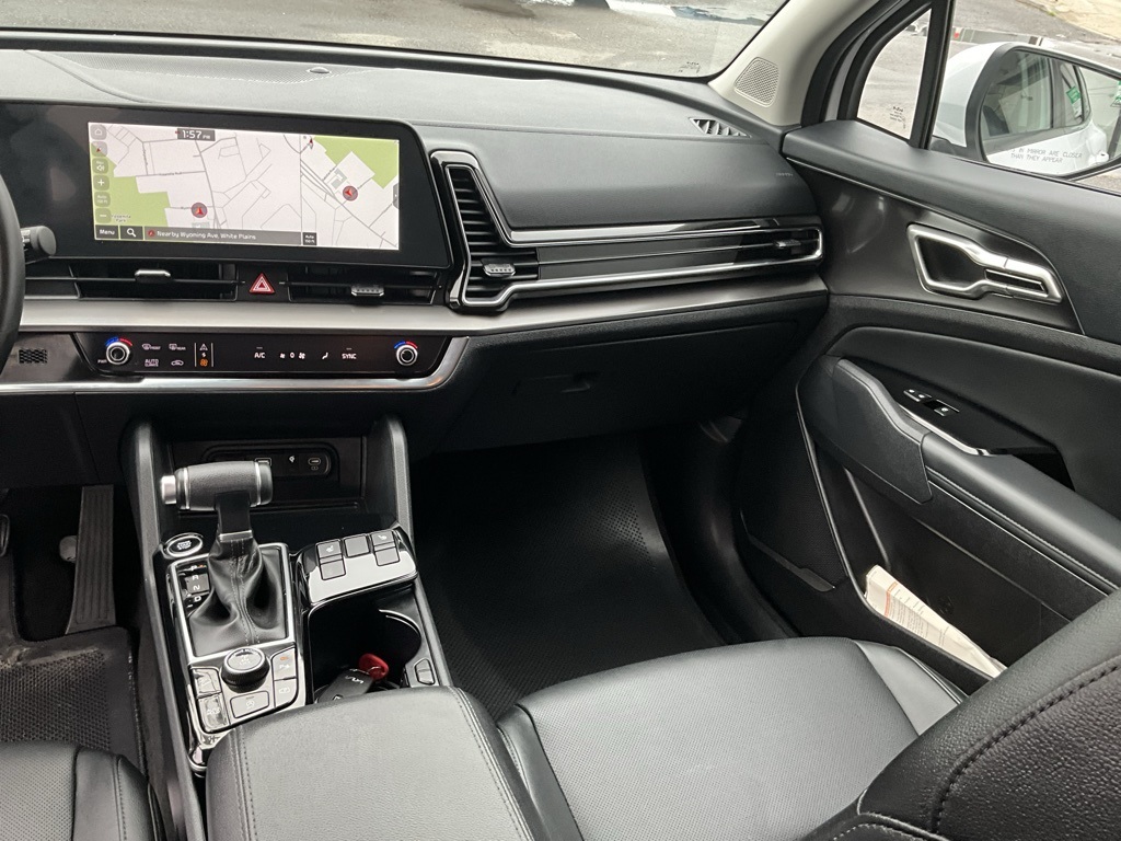2025 Kia Sportage EX photo 24