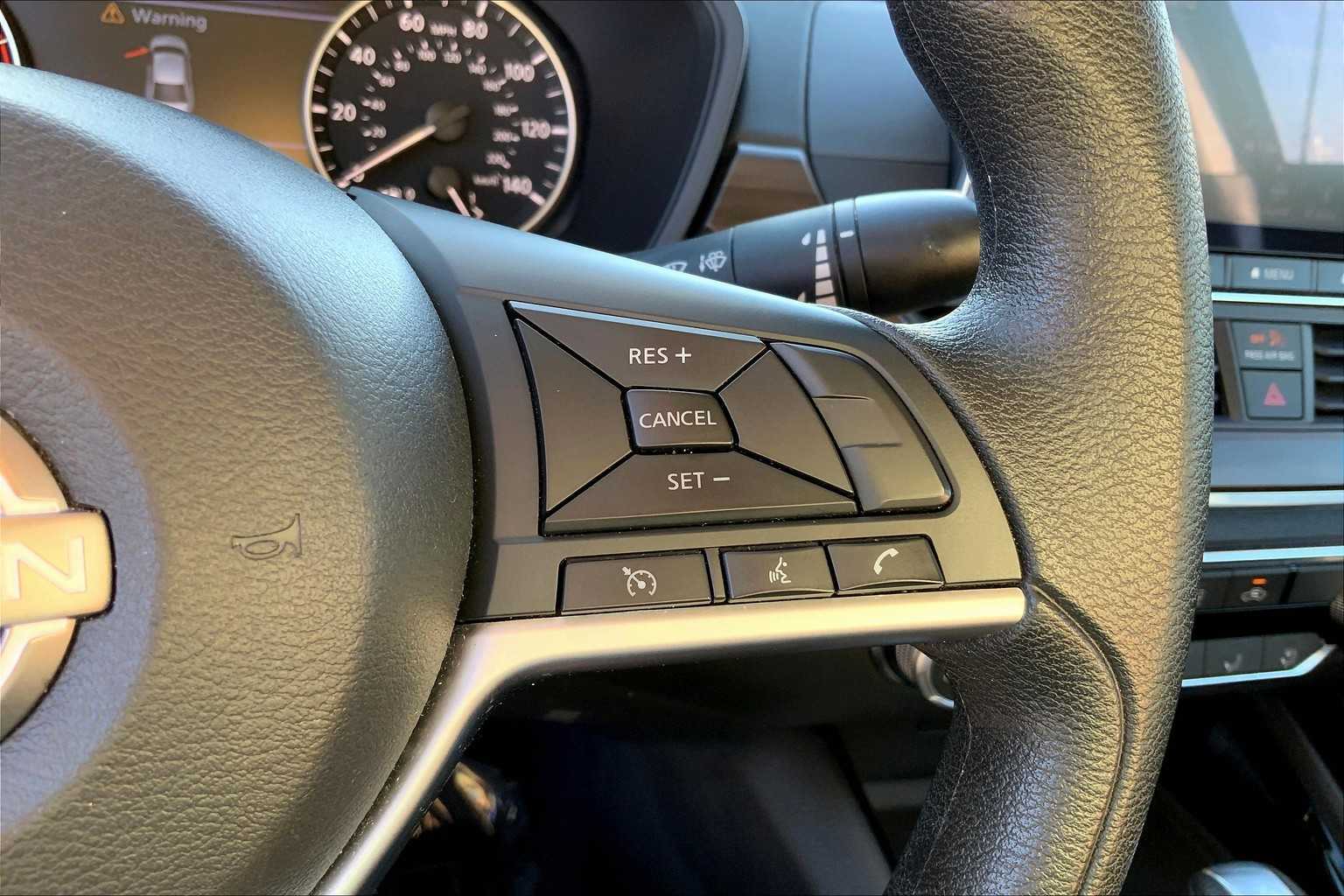 2024 Nissan Altima 2.5 SV photo 22