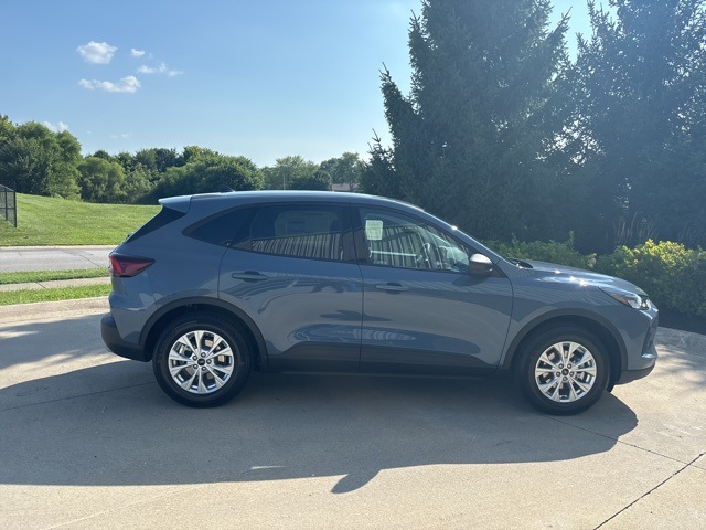 2025 Ford Escape Active photo 3
